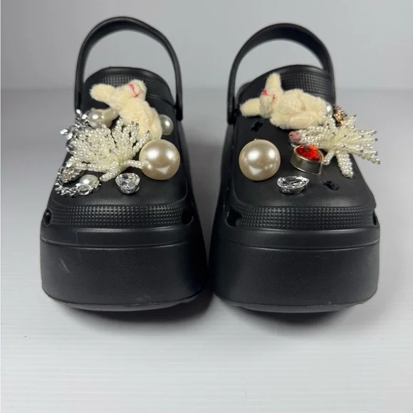 Azalea Wang Davies Black Platform Clogs Charm Decorated NIB - Picture 2 of 6